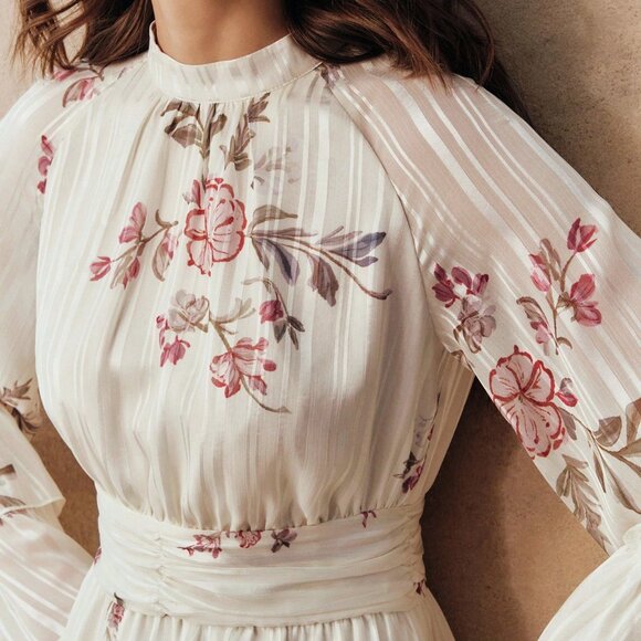 Apricot Elegant Women's Floral Ruffle Long Sleeve Dress - Picture 6 of 7